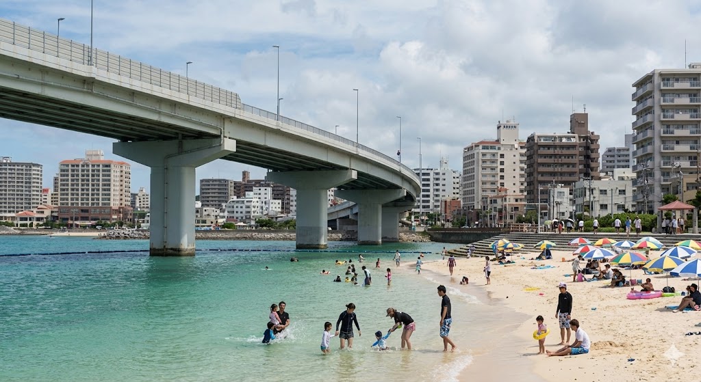 沖縄ならではのアーバンビーチの様子