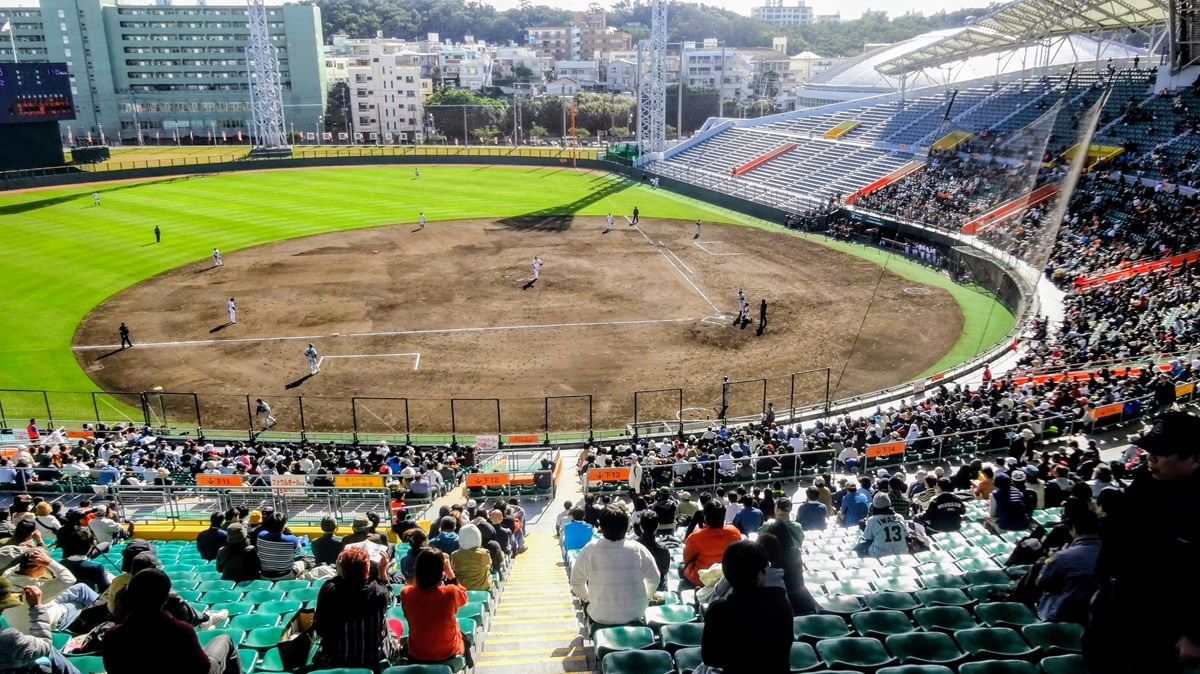 沖縄セルラースタジアム那覇